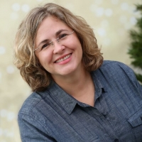 Tracy Curtis